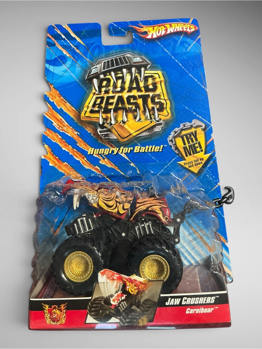 Hot Wheels Road Beasts Jaw Crushers Carniboar Monster Truck 2006 NIP